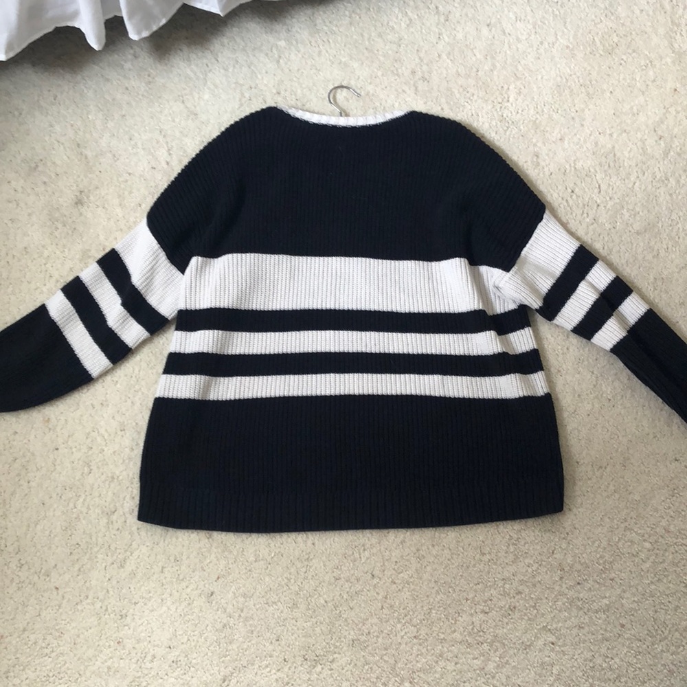 Sweater - Picture 3 of 3